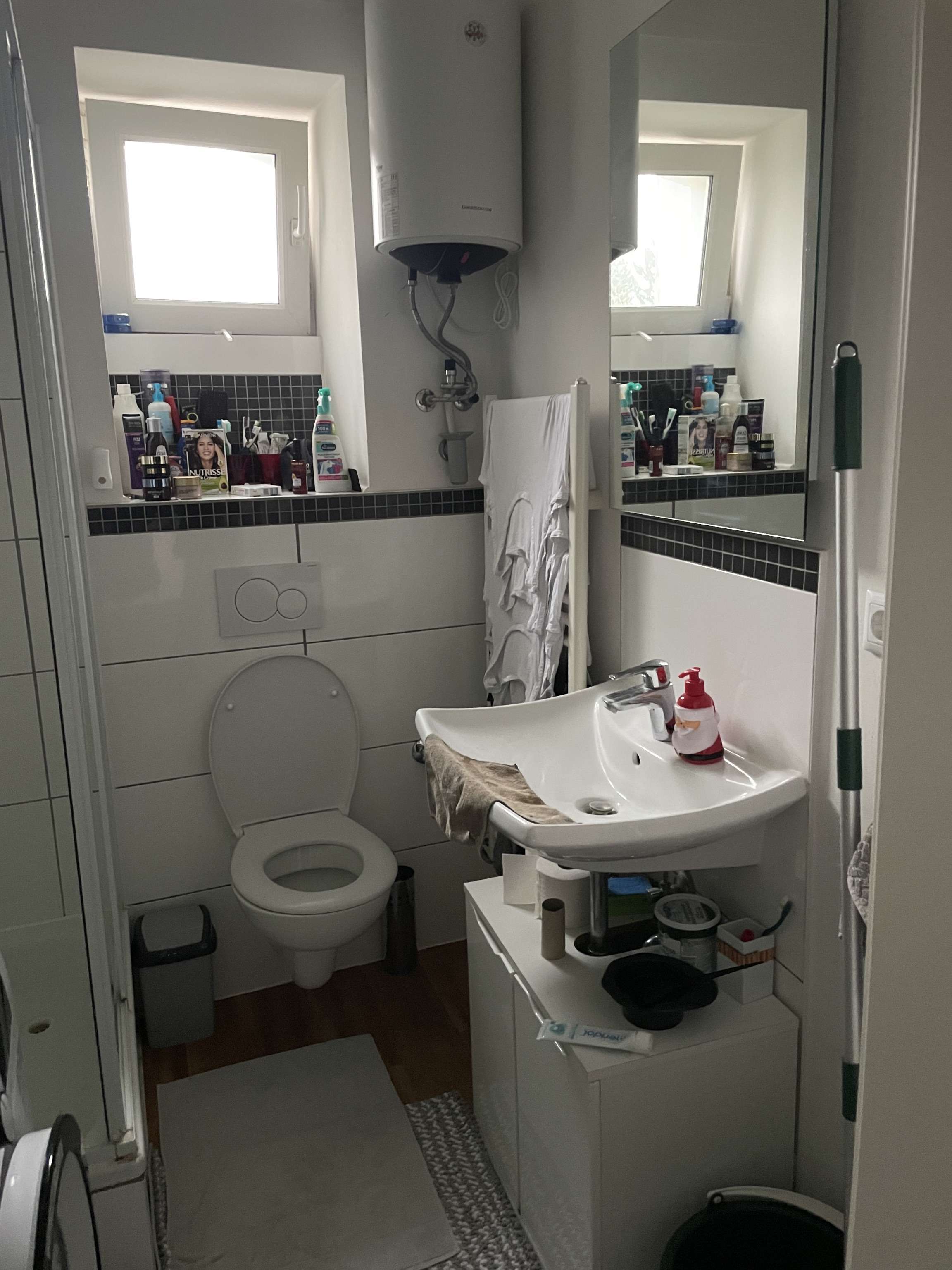 Immobilie in Frechen - Frechen- zentrale Lage -Mehrfamilienhaus mit 3 Einheiten - Bild 2