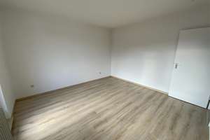 Helle 2 Zimmerwohnung in Köln Dellbrück – Bensberger Marktweg 416, 51069 Dellbrück, Köln – Vorschaubild 2