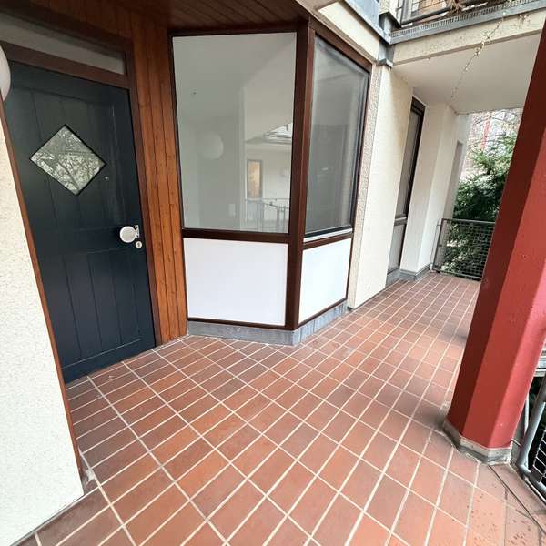 *** helle 4-Zimmer-Wohnung auf zwei Etagen - Balkon - Terrasse - Stellplatz - Vaalserquartier ***