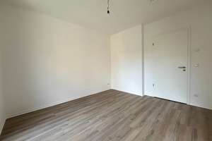 Neubau! Stilvolle 4-Zimmer-Wohnung mit Tageslichtbad, Badewanne, Loggia und Balkon im Zentrum-Ost – Kreuzstraße 21, 4103 Zentrum-Ost, Leipzig – Vorschaubild 13