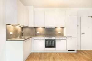 Immergrün - 2 Zimmerwohnung mit großem Balkon, EBK und Duschbad – Talstraße 3, 13189 Pankow (Ortsteil), Berlin – Vorschaubild 4