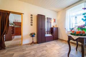 Gepflegtes 3-Familienhaus mit Gartenidylle, Ausbaureserve und solider Substanz – Die vollständige Adresse der Immobilie erhältst du vom Anbieter., 9131 Ebersdorf, Chemnitz – Vorschaubild 12