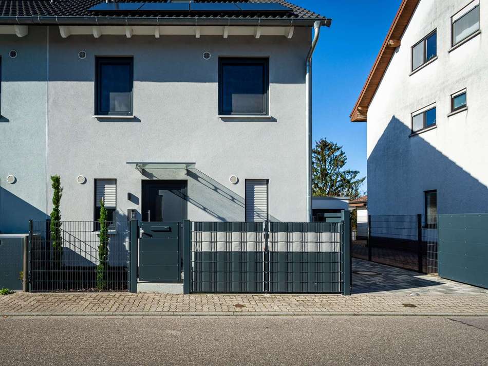 Hausansicht Straße 
