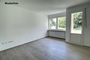 sanierte 3-Zimmer-Wohnung im EG mit Balkon – Ostpreußenstr. 211, 44866 Günnigfeld, Bochum – Vorschaubild 3
