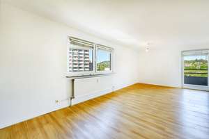 Schöne 2-Zimmer Wohnung mit Weitblick und Balkon  – Ostertagstraße 41, 71229 Leonberg – Vorschaubild 4