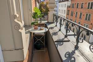 Schöne Sanierte 3 -Zimmer-Wohnung
Gemeinsame Lebensqualität – Die vollständige Adresse der Immobilie erhältst du vom Anbieter., 70180 Heusteigviertel, Stuttgart – Vorschaubild 5