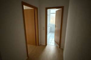 Großzügige 2-Zimmer mit EBK, Laminat, Stellplatz, Balkon und Wanne in zentraler Lage! – Dresdner Straße 156, 9131 Hilbersdorf, Chemnitz – Vorschaubild 10