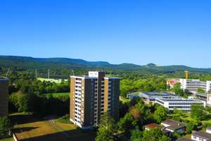 Traumhafter  Ausblick  Attraktive 4,5-Zimmer Wohnung mit Balkon in Reutlingen – Hermann-Ehlers-Straße 20, 72762 Reutlingen-Mitte, Reutlingen – Vorschaubild 15