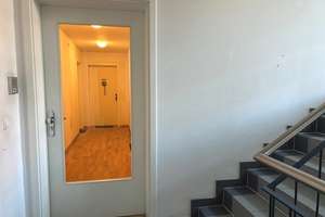 2-Zimmer Wohnung mit TG-Platz + Aufzug – Die vollständige Adresse der Immobilie erhältst du vom Anbieter., 12683 Biesdorf, Berlin – Vorschaubild 3