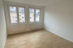 4 Zi. Maisonette Wohnung!!! Schnäppchen!!! Dachloggia, Balkon !!! Neuausbau!!! – Neckarstraße 140 B, 70190 Stöckach, Stuttgart – Vorschaubild 2