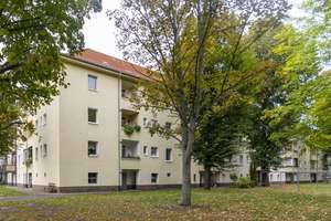 Kleine Dreiraumwohnung mit Badewanne und kleinem Balkon in Mockau – Mockauer Straße 88, 4357 Mockau-Süd, Leipzig – Vorschaubild 3