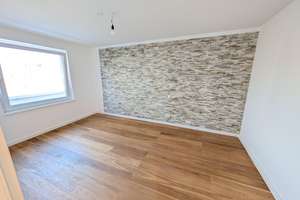 PROVISIONSFREI | Erstbezug nach Modernisierung: Penthouse Wohnung inkl. Tiefgaragenstellplatz – Saseler Chaussee 4a, 22391 Wellingsbüttel, Hamburg – Vorschaubild 13