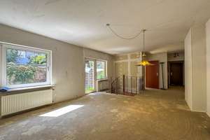 Derendorf: Ihr neues Zuhause mit Gartenidylle – individuelle 2-Ebenen-Wohnung mit Potenzial – Die vollständige Adresse der Immobilie erhältst du vom Anbieter., 40476 Derendorf, Düsseldorf – Vorschaubild 3