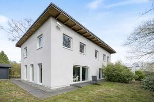Ein modernes Zuhause zwischen Natur, Bewegung und Elbnähe – Die vollständige Adresse der Immobilie erhältst du vom Anbieter., 22609 Osdorf, Hamburg – Vorschaubild 2
