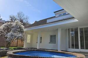 Architektonisch reizvolle Villa in Best-Lage am Mulang maklerfrei – Die vollständige Adresse der Immobilie erhältst du vom Anbieter., 34131 Bad Wilhelmshöhe, Kassel – Vorschaubild 9