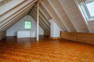 KN-Dettingen: Freistehendes Einfamilienhaus mit Garten, Garage und Einliegerbereich - frei 01.09.26 – Die vollständige Adresse der Immobilie erhältst du vom Anbieter., 78465 Dettingen, Konstanz – Vorschaubild 32