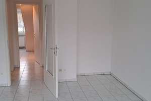 Schöne 3-Zimmer-DG-Wohnung in München-Daglfing – Burgauerstraße 124, 81929 Daglfing, München – Vorschaubild 11