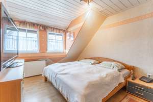 Ein-Zwei Parteienhaus mit Garage, im Lindenhof/Gröpelingen. – Die vollständige Adresse der Immobilie erhältst du vom Anbieter., 28237 Lindenhof, Bremen – Vorschaubild 14