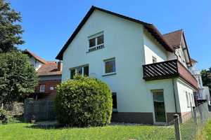 Großzügiges Anwesen in ruhiger Feldrandlage direkt in Fronhausen/Lahn, kurzfristig verfügbar ! ! – Marburg-Biedenkopf (Kreis) – Vorschaubild 1