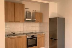 2-Raum-Wohnung mit Einbauküche für berufstätige Singles, Grünlage Bochum/Essen – Freisenbruch 8, 44867 Höntrop, Bochum – Vorschaubild 2