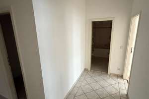 * Großzügige 2-Zimmer mit Wannenbad, möbl. Küche, Lift, Abstellraum und Laminat! * – Altendorfer Straße 8, 9113 Schloßchemnitz, Chemnitz – Vorschaubild 7