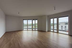 Lichtdurchflutetes 4-Zimmer-Penthouse mit großer Terrasse und Ausblick über das Rheinufer – Die vollständige Adresse der Immobilie erhältst du vom Anbieter., 55252 Mainz-Kastel, Wiesbaden – Vorschaubild 2
