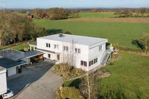 Großzügiges Einfamilienhaus mit Indoor-Pool, Einliegerwohnung und parkähnlichem Grundstück – Die vollständige Adresse der Immobilie erhältst du vom Anbieter., 59320 Ennigerloh – Vorschaubild 9