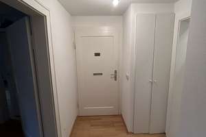 MAXVORSTADT | BEFRISTETE 3-Zimmer-Dachgeschoss-Wohnung mit EBK, Parkett und Videosprechanlage – Die vollständige Adresse der Immobilie erhältst du vom Anbieter., 80799 Am alten nördlichen Friedhof, München – Vorschaubild 6