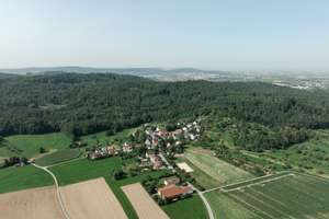 Großzügiger Landsitz in ruhiger Lage – Die vollständige Adresse der Immobilie erhältst du vom Anbieter., 71522 Backnang – Vorschaubild 2