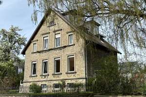 Stadthaus mit zusätzlichem Bauplatz – Die vollständige Adresse der Immobilie erhältst du vom Anbieter., 32756 Detmold – Vorschaubild 1