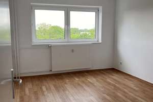 Großzügige 3 Zimmerwohnung in der 8. Etage mit Blick über den Grunewald! – Die vollständige Adresse der Immobilie erhältst du vom Anbieter., 14055 Westend, Berlin – Vorschaubild 6