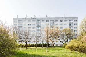 2-Raum-Wohnung mit Dusche und Aufzug / Nachmieter gesucht – Hans-Beimler-Str. 1A, 4159 Möckern, Leipzig – Vorschaubild 1