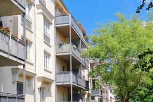 *** HAFENNÄHE und SÜDBALKON*** Wunderschöne 2-Raum-Wohnung ! Eigennutzung oder Kapitalanlage! – Dr.-Hermann-Duncker-Straße 29, 4179 Leipzig – Vorschaubild 1