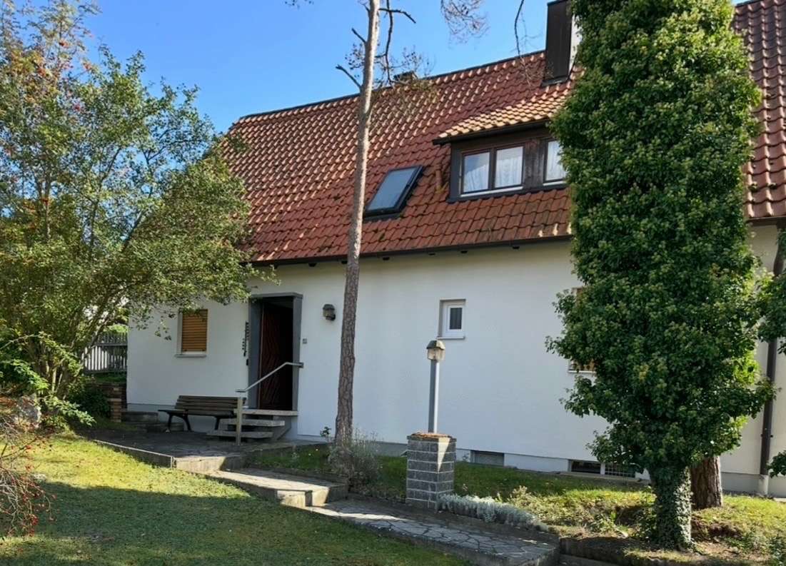 Wunderschönes großes Grundstück in Top-Lage mit Altbestand, Schwandorf Kreis – Bild 2