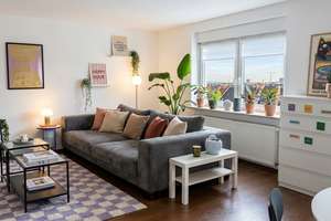 Lichtdurchflutetes Wohnglück im 5. OG: Modernisierte 2,5-Zimmer-Wohnung mit Balkon & Fernblick! – Westliche Karl-Friedrich-Straße 119, 75172 Weststadt, Pforzheim – Vorschaubild 2