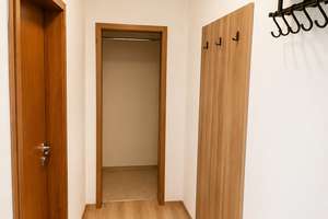 Attraktive Kapitalanlage - nur 9 Gehminuten von der Universität Augsburg entfernt – Die vollständige Adresse der Immobilie erhältst du vom Anbieter., 86159 Universitätsviertel, Augsburg – Vorschaubild 6