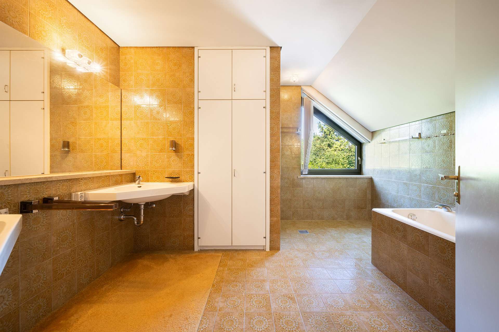 Immobilie in Kranzberg - Vorhang auf! Beeindruckende Villa auf traumhaftem Anwesen - Bild 3