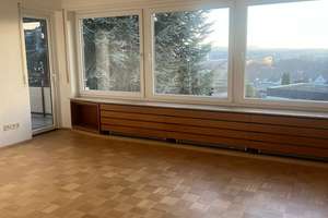 5-Zimmerwohnung mit Balkon und traumhafter Aussicht über die Dächer von Heilbronn – Die vollständige Adresse der Immobilie erhältst du vom Anbieter., 74078 Neckargartach, Heilbronn – Vorschaubild 2