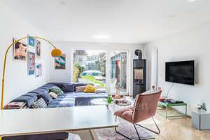 Modernes Traumhaus mit Kamin und Pool! – Die vollständige Adresse der Immobilie erhältst du vom Anbieter., 51145 Urbach, Köln – Vorschaubild 3