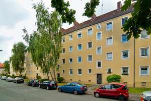 Für Sie renoviert! Gemütliche 1,5-Zimmer-Wohnung sucht nette Mieter – 90431 Großreuth bei Schweinau, Nürnberg – Vorschaubild 1