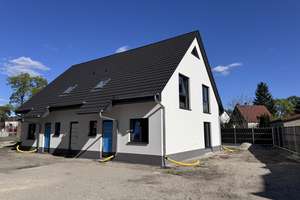 Erstbezug in Dabendorf: 5 Zimmer, 117m² Grundfläche & Garten, 2 Stellplätze