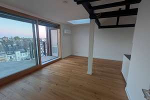 Exklusive sanierte 3-Zimmer Maisonette-Dachgeschosswohnung in der Düsseldorfer Innenstadt