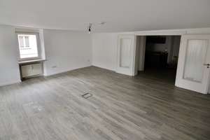 Gepflegte 1-Zimmer-Wohnung mit Einbauküche im Zentrum am Arnulfsplatz. – Zur Schönen Gelegenheit 7, 93047 Innenstadt, Regensburg – Vorschaubild 10