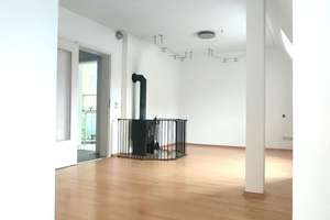 Außergewöhnliche Wohnung im Maisonette-Stil mit Kamin, 2 Bädern & 4 Zimmer Potential auf knapp 100qm