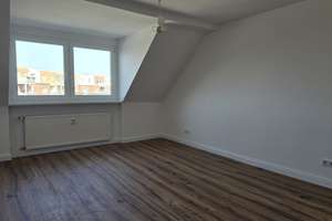 **Heimelig im Südostviertel - Modern, renoviert, neuer Laminatboden** – Steeler Str. 95, 45139 Südostviertel, Essen – Vorschaubild 4