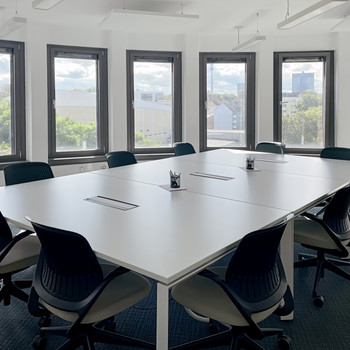 Privater Büroraum für 4 Person in Regus Ellipson