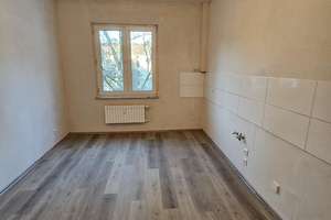 Fleißiger Handwerker gesucht! 6 Monate Kaltmiete sparen, nach Ihren Wünschen einrichten! – Gitschiner Str. 70, 47053 Hochfeld, Duisburg – Vorschaubild 2