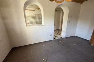 Charmantes Anwesen mit Scheune und großem Grundstück – ideal für Individualisten! – Die vollständige Adresse der Immobilie erhältst du vom Anbieter., 94428 Eichendorf – Vorschaubild 9