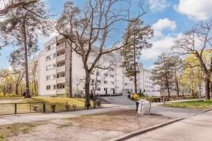 Traumhafte Dachterrasse & sofort verfügbar: 
Hochwertige Studio-Wohnung in Havel‑Nähe in Berlin – Die vollständige Adresse der Immobilie erhältst du vom Anbieter., 14055 Westend, Berlin – Vorschaubild 10