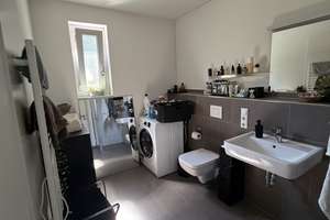 Wohnen mit Charakter: Helle 3-Zimmer- Dachgeschoss Wohnung mit riesiger Terrasse in Köln! – Bertoldistraße 9, 51065 Mülheim (Ortsteil), Köln – Vorschaubild 12